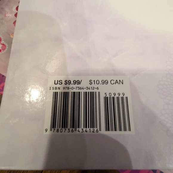 Disney Books lot Princess Guide, Princess World of Fashion & Disney Palace Pets - Picture 11 of 13